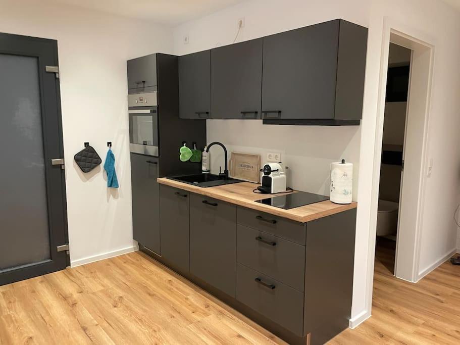Wohnung In Eutingen Pforzheim Exterior foto